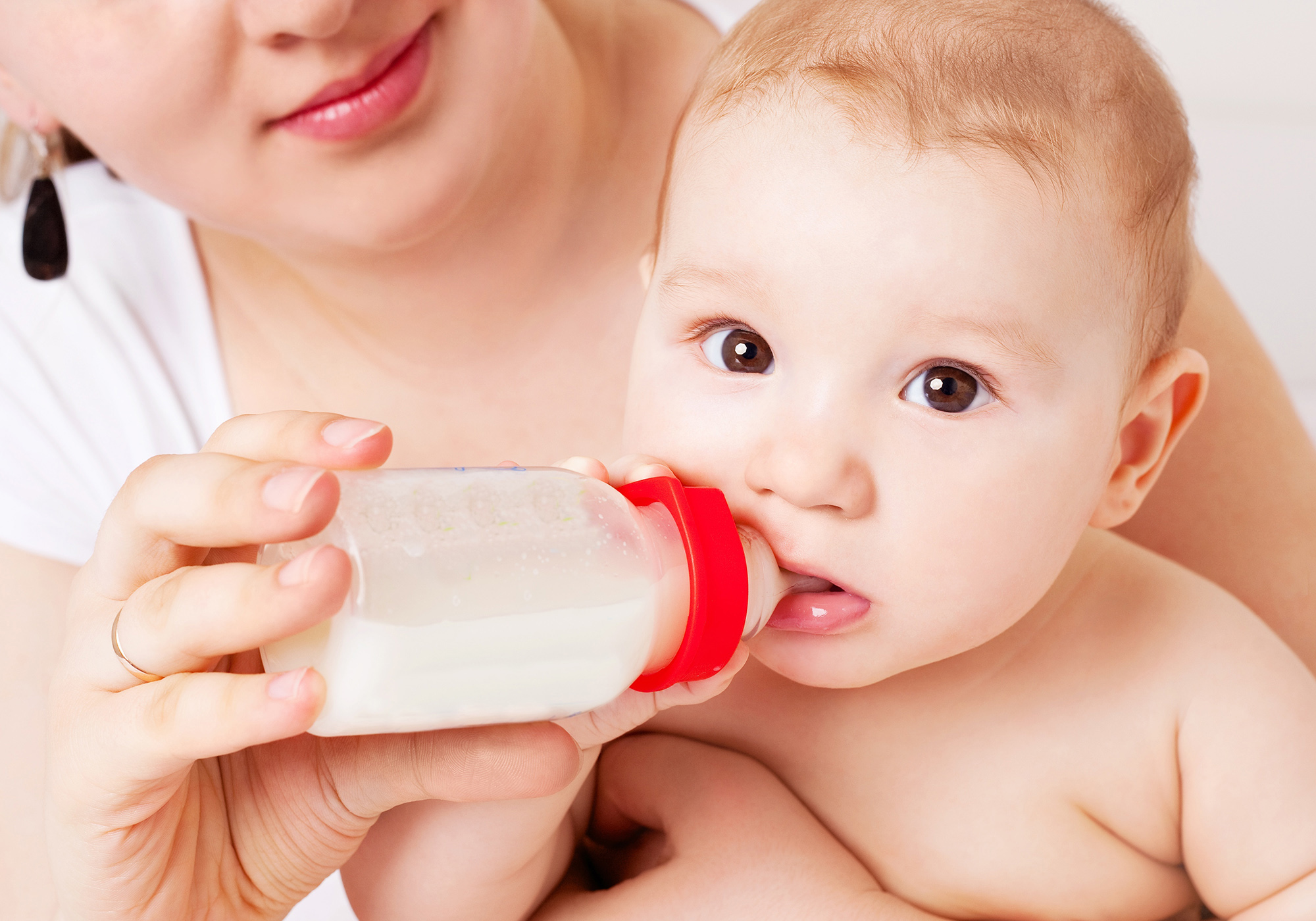 寶寶不停打嗝干著急？止嗝方法看這里