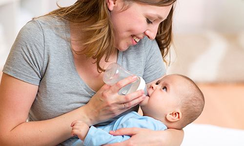 母乳不足別擔(dān)心，教你學(xué)會(huì)科學(xué)混合喂養(yǎng)！